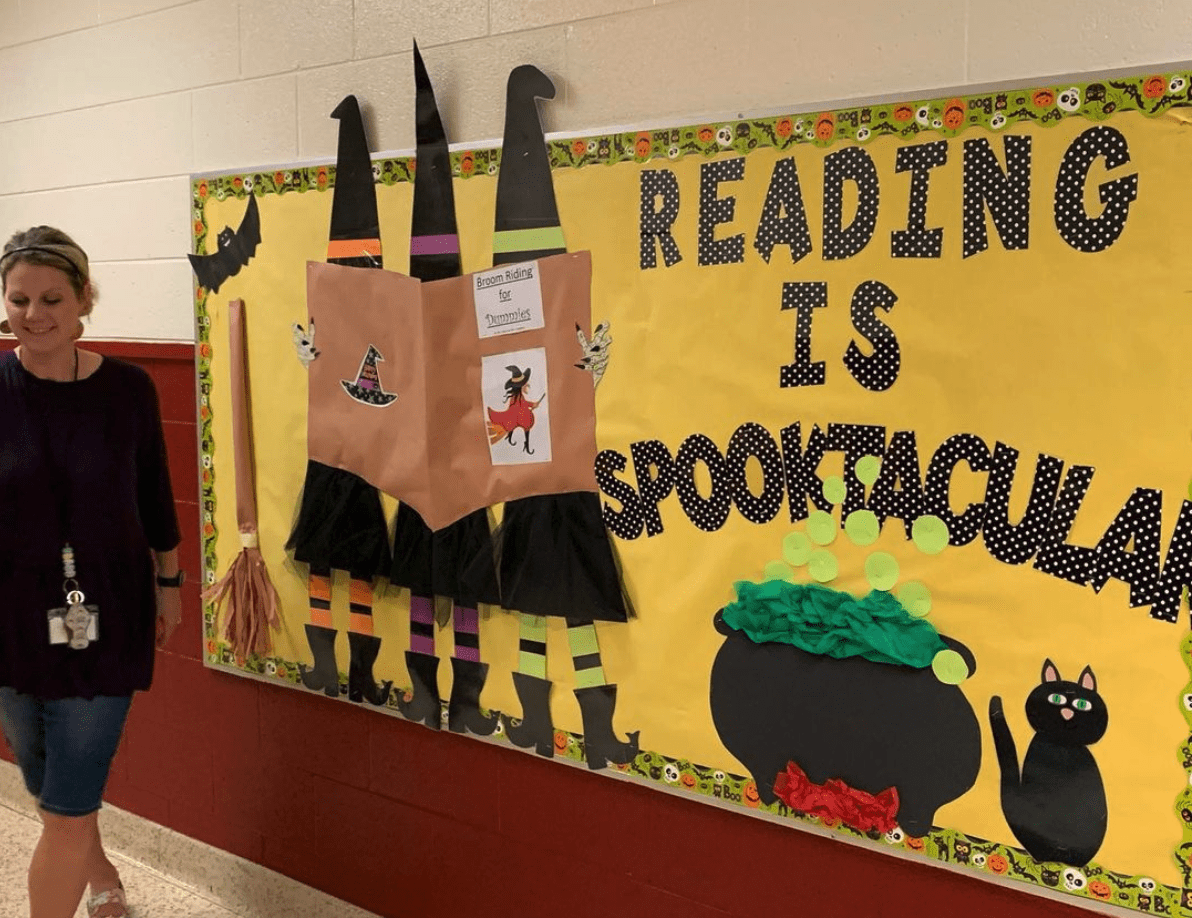 22 Spooktacular Halloween Bulletin Boards and Door Decorations