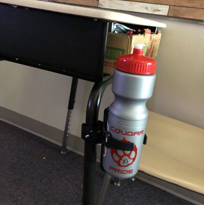 19 Best Water Bottle Holders for Student Desks
